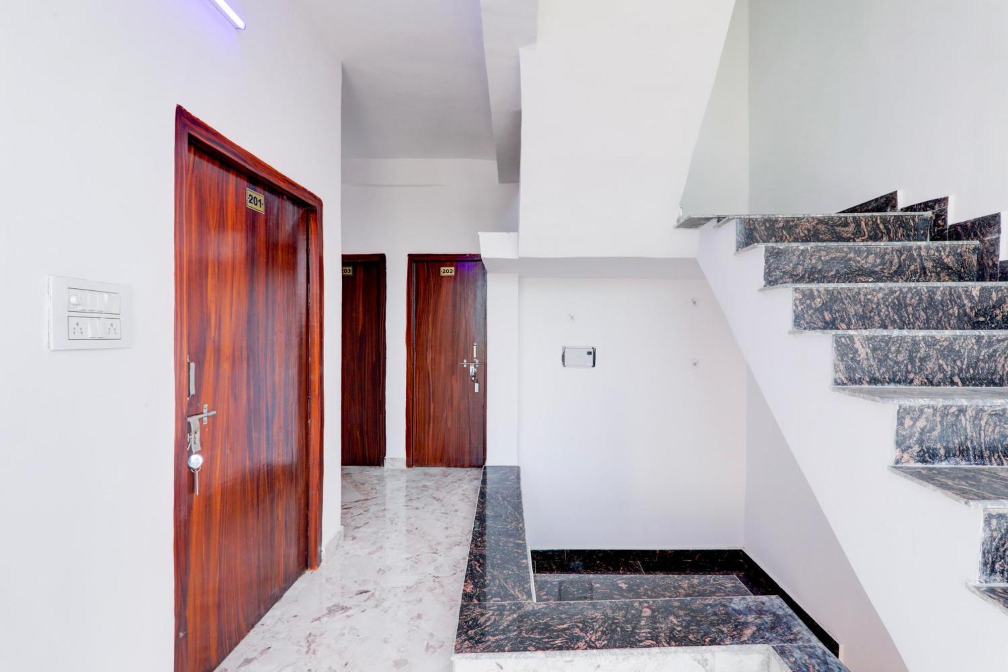 Hotel O Rn Chinhat 외부 사진